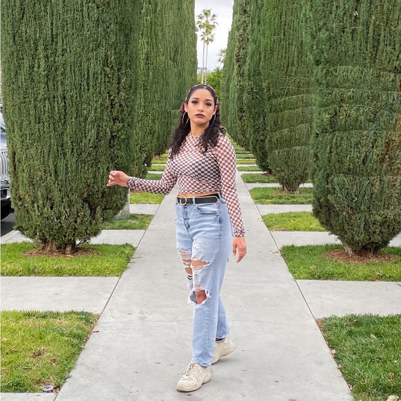 mae_rosales